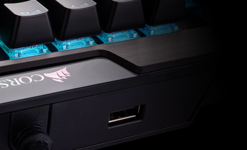 Corsair K70 RGB MK.2 Gaming Klavye – görsel 4