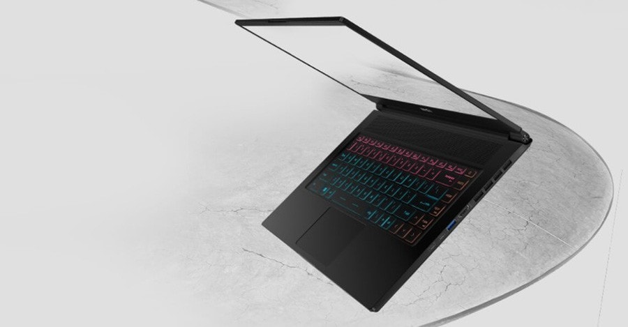 MSI 17.3” STEALTH 17M A12UE-009XTR / I7-1280P Notebook – MSI ÖZEL SPECTRUM BACKLIGHT KLAVYE