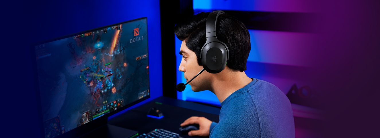 Razer Barracuda X Quartz Kablosuz Oyuncu Kulaklığı – SÖKÜLEBİLİR RAZER HYPERCLEAR KARDYOİD MİKROFON