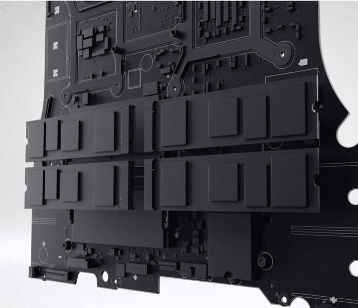 Dell Alienware M18 R1 AWM18I9HX80WH Intel Core i9-13900HX 32GB DDR5 1TB SSD RTX4080 12GB 18 inç QHD