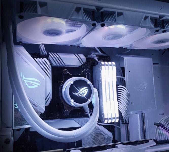 ROG STRIX LC II 240 ARGB WHITE EDITION ROG STRIX LC II 240 ARGB WHITE EDITION