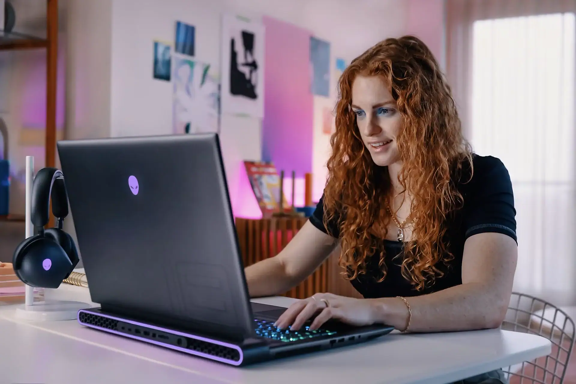 Dell Nb Gaming Aw M16 R1 Awm16amdr9hx70wh Amd Ryzen 9 7845hx 32gb Ddr5 1tb Ssd Rtx4070 8gb 16 Inc 240hz Qhd W11 Home Gaming Laptop Yh15