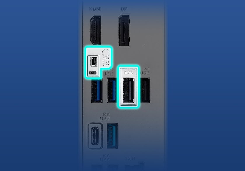 2. Yüksek performanslı bilgisayar anakartındaki çeşitli USB ve PCIe bağlantı noktaları, yüksek hızlı veri transferi ve oyun performansı için tasarlanmıştır.
