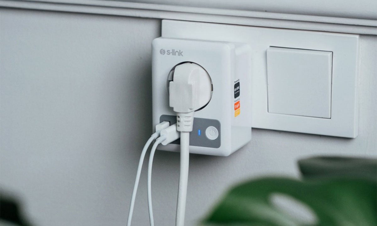 USB & TYPE-C Güç Çıkışı
