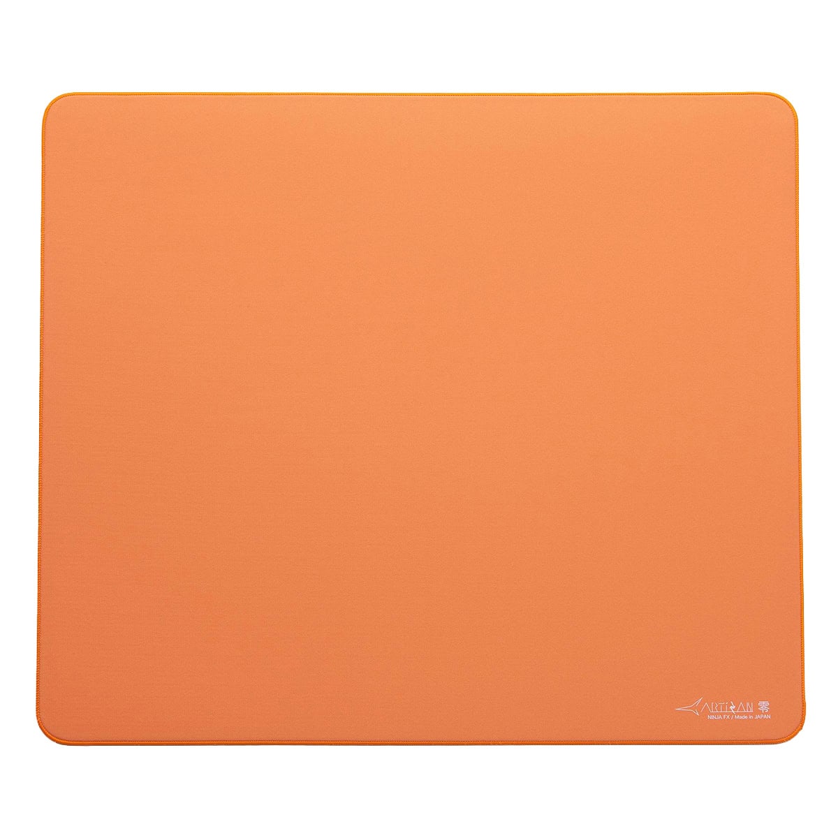 Yüksek kaliteli gaming mouse pad, dayanıklı ve geniş yüzeyli, kaymaz taban ve rahat kullanım sağlar. Eski ve yeni nesil oyunculara uygun, ergonomik tasarım ile oyun performansını artırır.