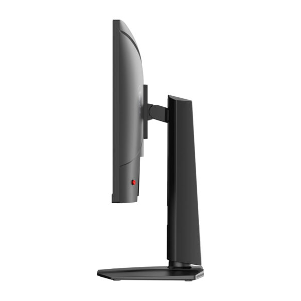 Yüksek yenileme hızına sahip MSI MAG 274QPF X32 27 inç WQHD oyun monitörü, 320Hz ve 0.5ms tepki süresi ile üstün performans sağlar.