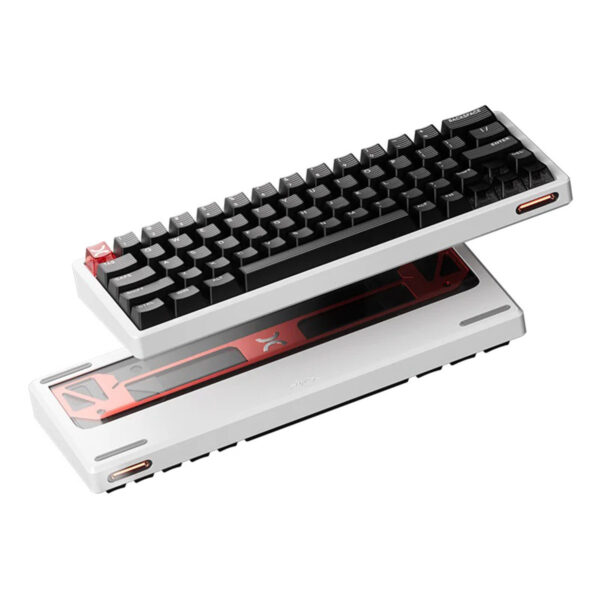 Yüksek kaliteli gaming mekanik klavye, siyah tuşlar ve kırmızı detaylar, oyuncular için optimize edilmiş, RGB ışıklandırmalı ve dayanıklı tasarım.