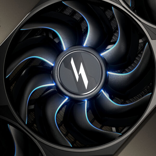 MSI GeForce RTX 5090 32G LIGHTNING Z Ekran Kartı – DÜNYANIN İLK 8” EKRANLI EKRAN KARTI